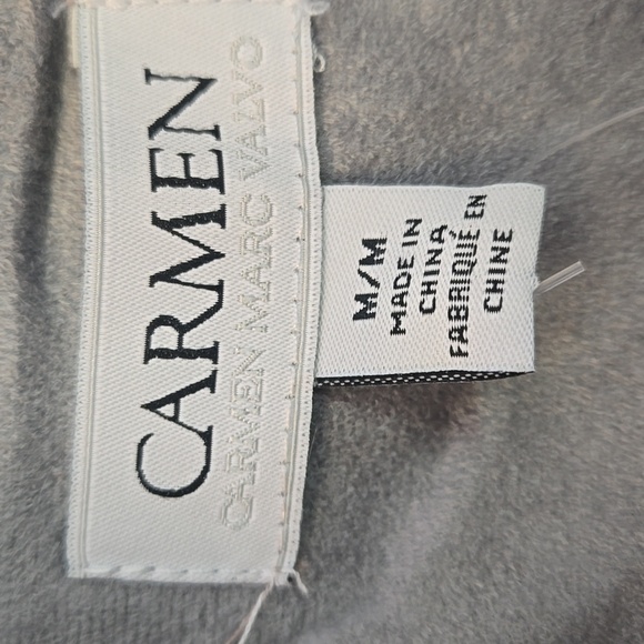 Carmen Marc Valvo Gray Faux Fur Vest Medium NWT - Picture 2 of 6